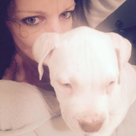 Meet your Posher, Nicole - Picture 1 of 1